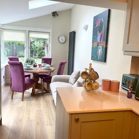 Fashionable Chic Townhouse In D4 Holiday home