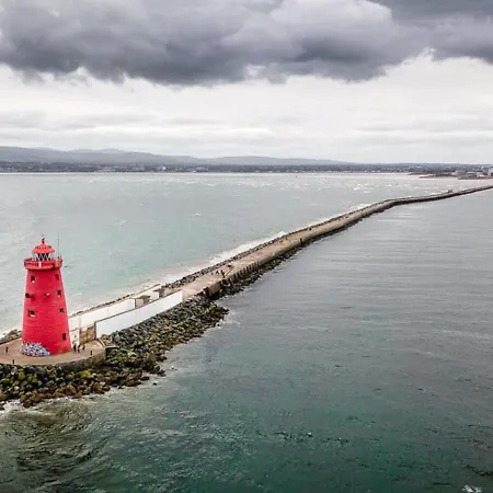 Fashionable Chic Townhouse In D4 Дублин