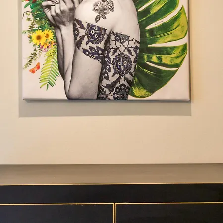 Casa vacanze Fashionable Chic Townhouse In D4